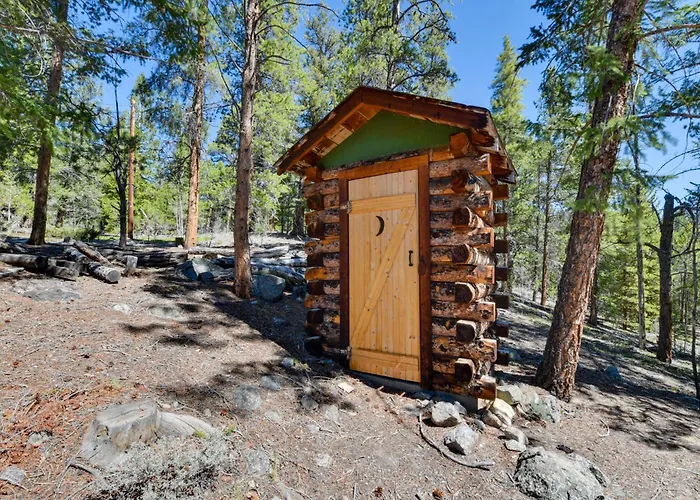 Idyllic Twin Lakes Escape W/ Views Of The Lakes